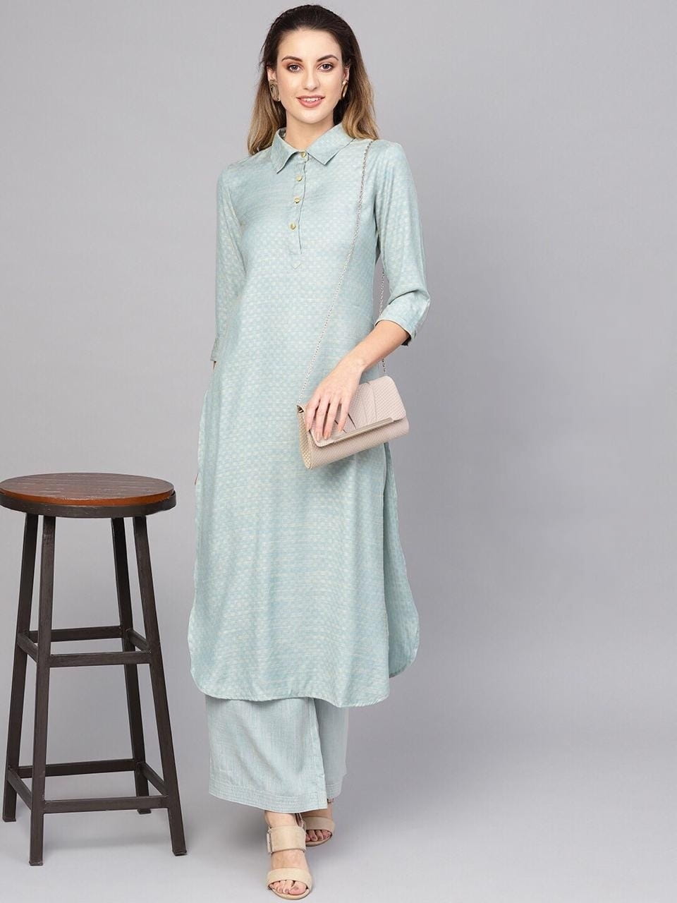 Blue Color Designed Straight Ready Made Kurti AVADH1060101G