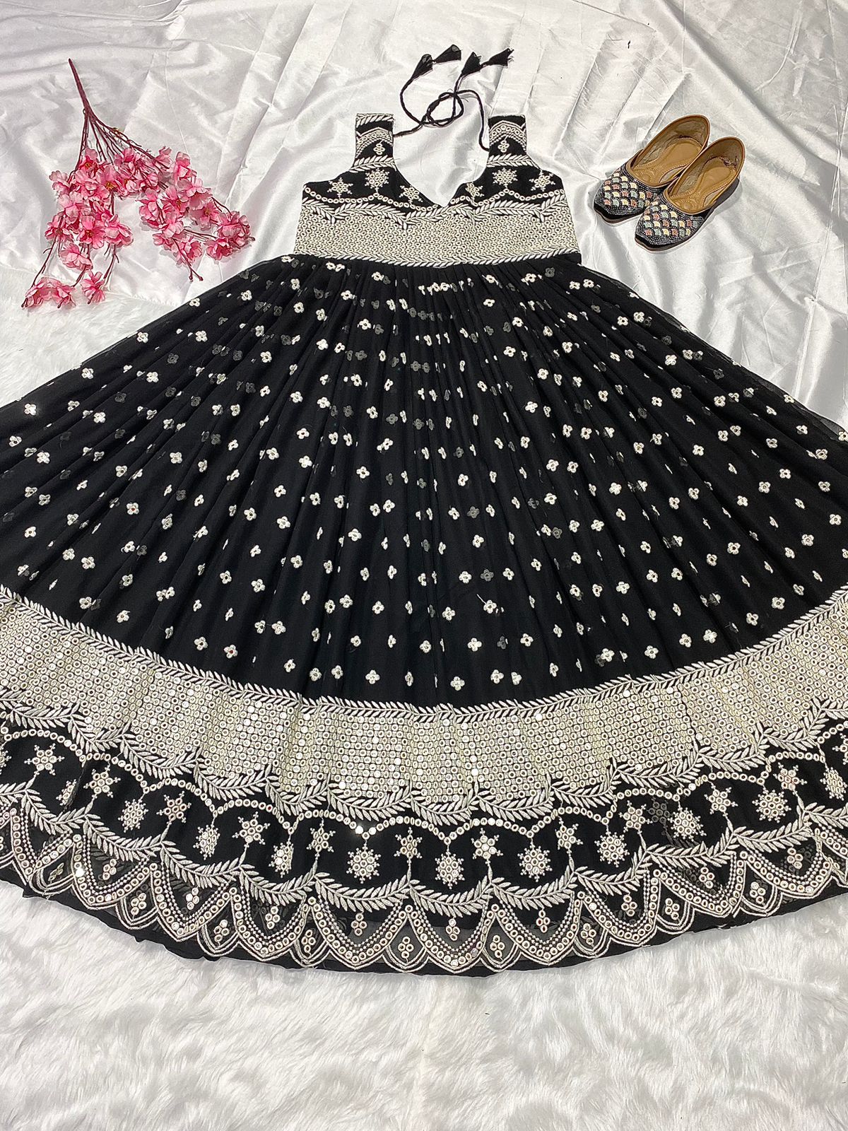 Glamorous Sequin Embroidered Gown Perfect for Special Occasions