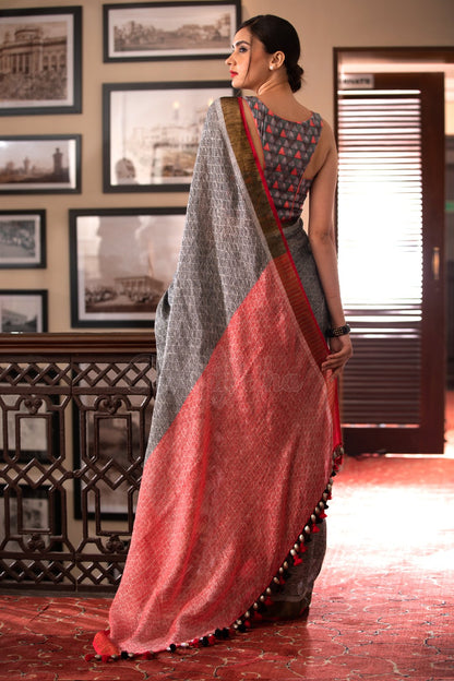 Classic Grey Colored Casual Wear Printed Linen Saree