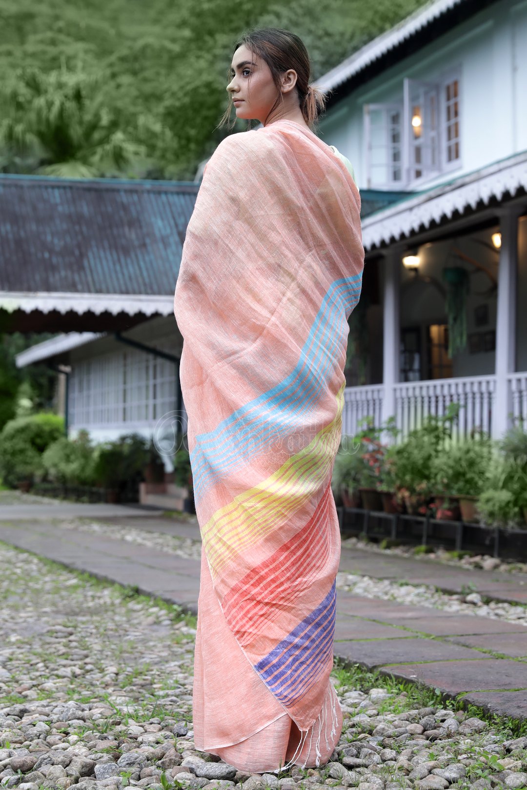 Glorious Peach Casual Printed Pure Linen Saree For Women