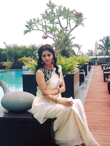 Engrossing Cream Colored Casual Printed Pure Linen Saree For Women