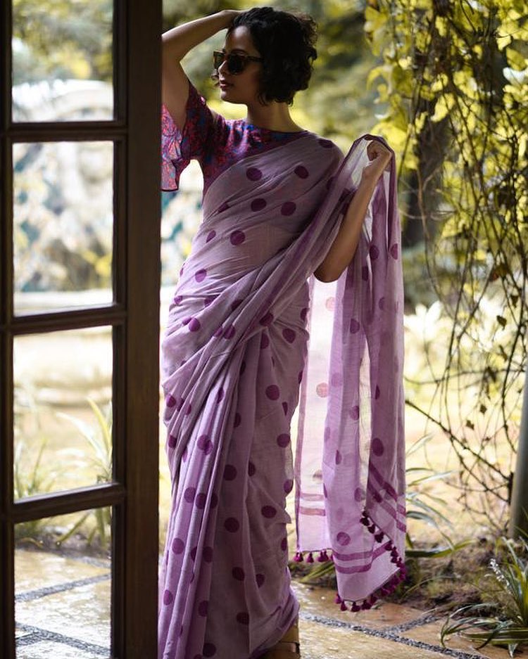 Intricate Purple Colored Printed Pure Linen Saree For Women