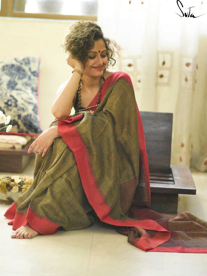 Intricate Green And Red Colored Festive Wear Pure Linen Designer Saree For Women