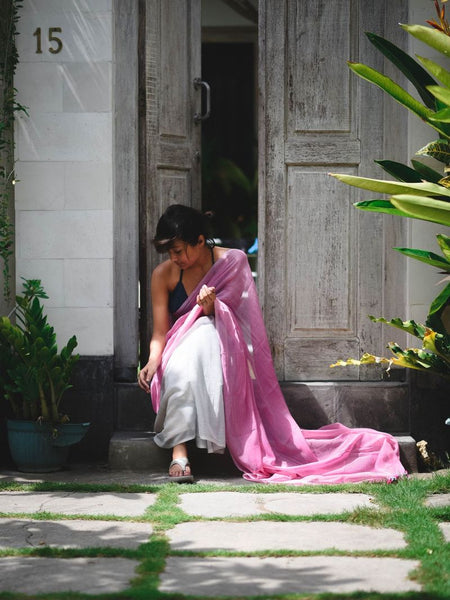Appealing Pink Colored Festive Wear Pure Linen Beautiful Designer Saree For Women
