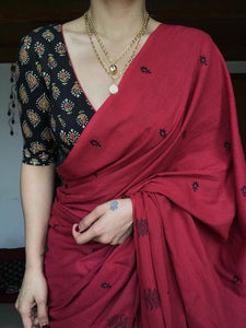 awesome Printed Cotton Linen Saree With Blouse