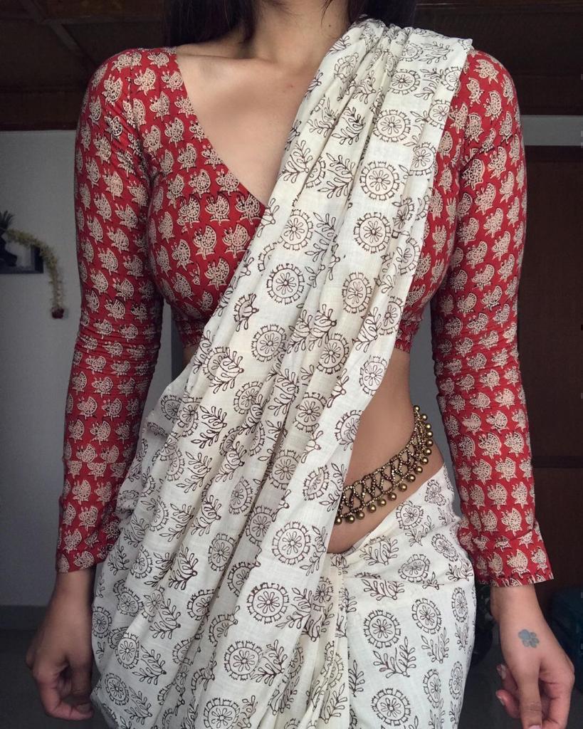 marvellous Printed Cotton Linen Saree With Blouse