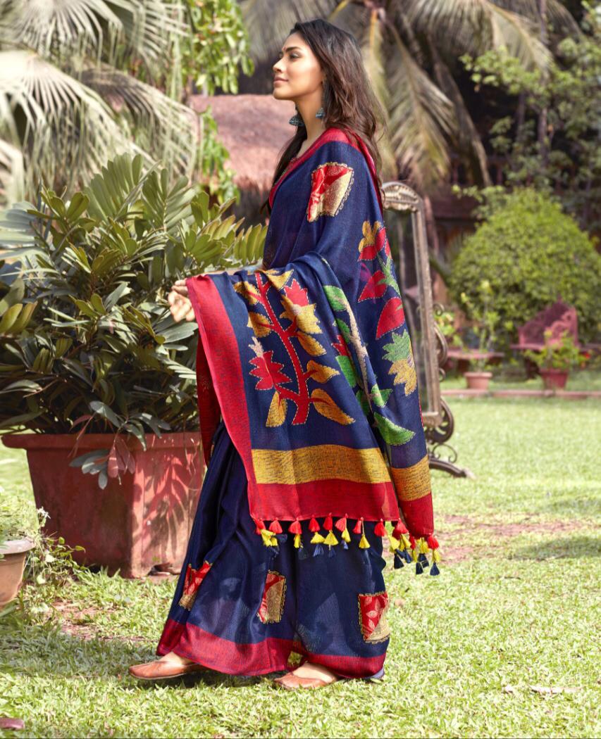 Prominent Navy Blue Colored Designer Party Wear Linen Printed Saree With Blouse For Women