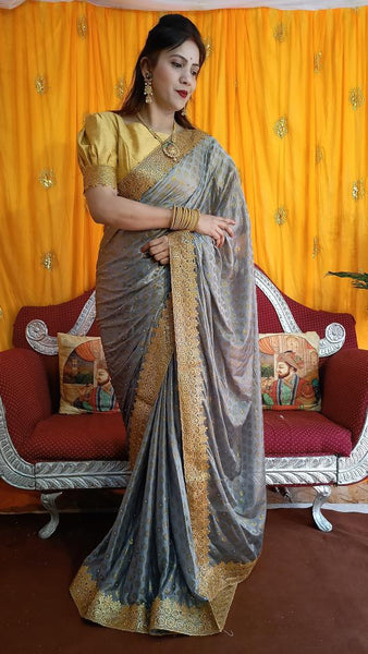 Latest Foil Print Diamond Saree For Women