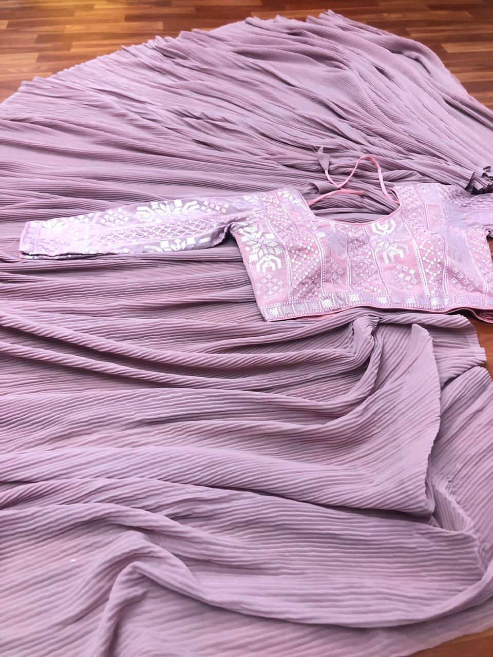 Latest Quality Crush Plated Saree with stitched blouse