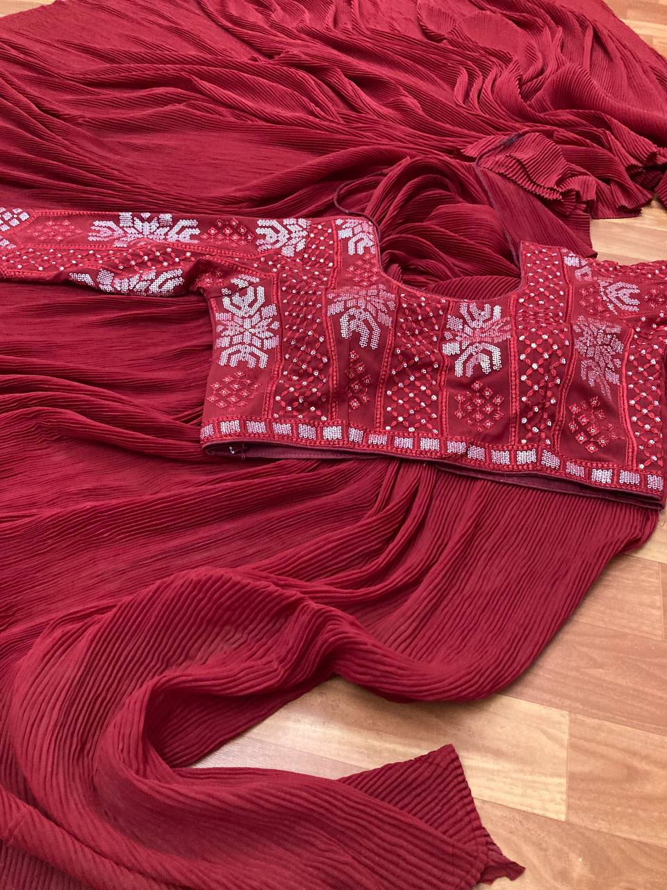 Latest Quality Crush Plated Saree with stitched blouse