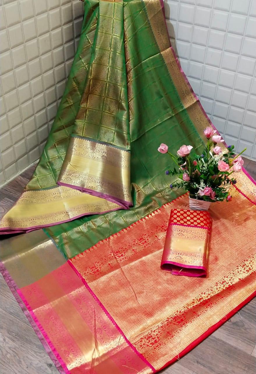 Forest Green Color Zari Weaving Contrast Pallu Kanjivaram Silk Saree Blouse